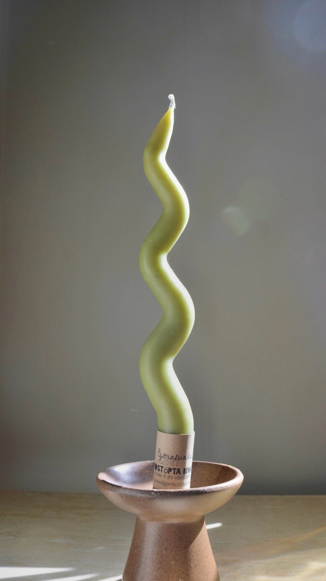 Handcrafted Beeswax Candle - Flow