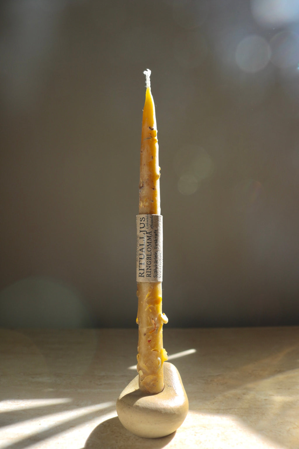 Handcrafted Beeswax Ritual Candle - Calendula