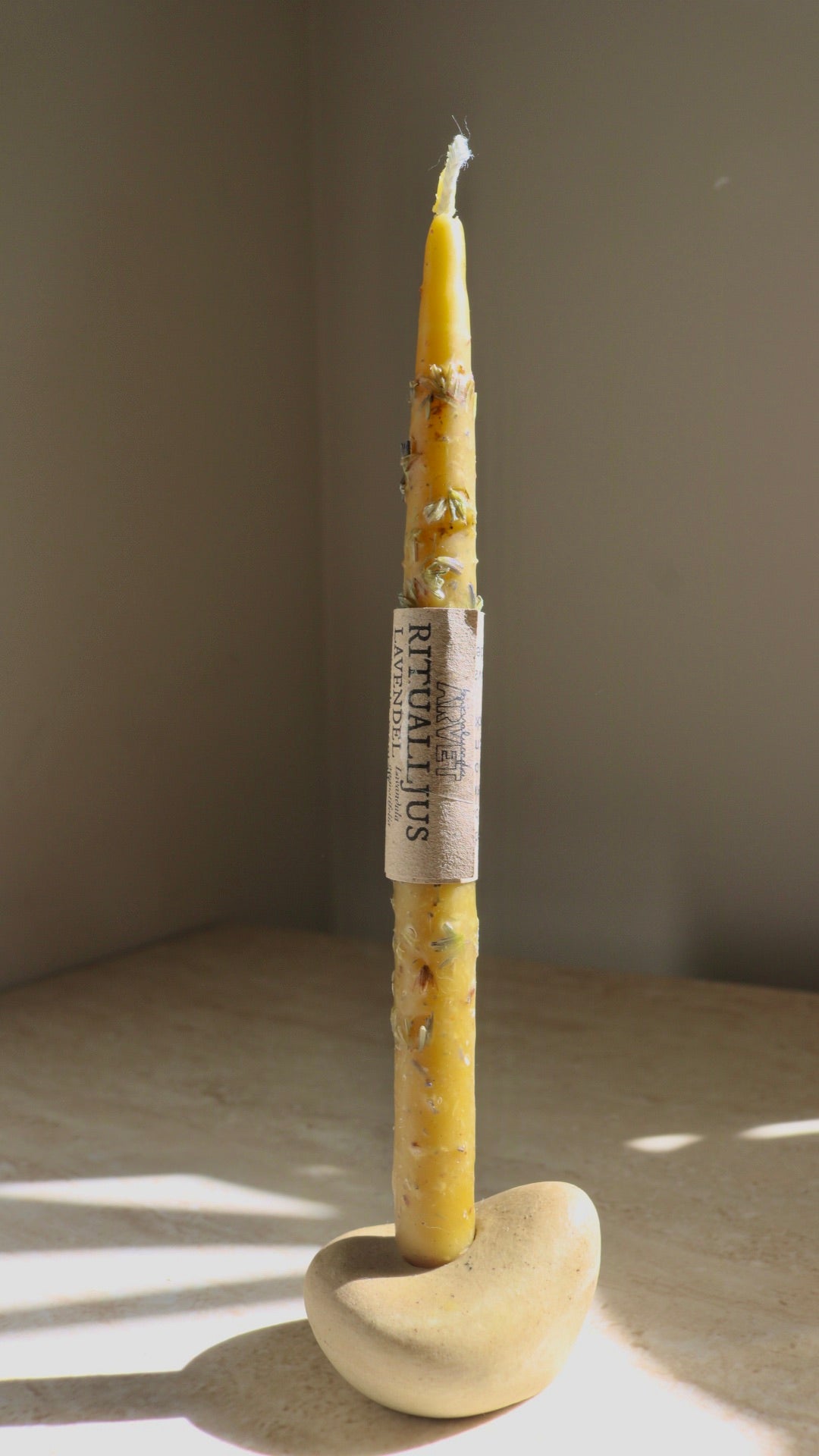 Handcrafted Beeswax Ritual Candle - Lavender